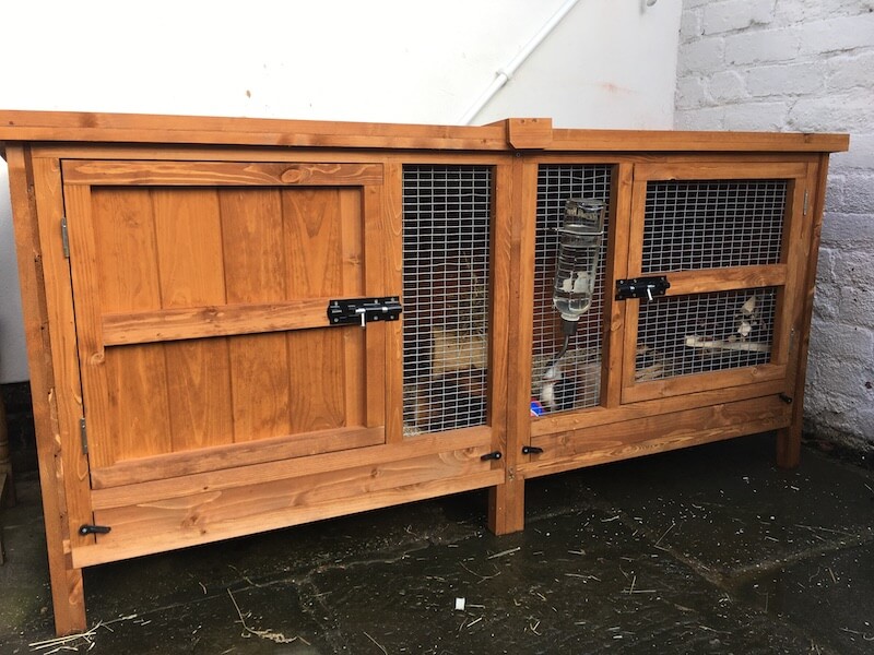 5ft wooden outdoor guinea pig hutch